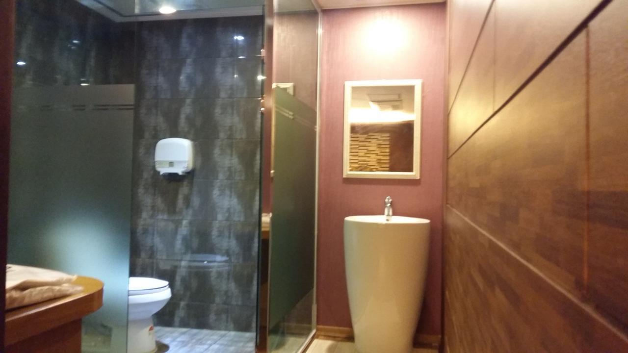 Residence R Hotel Daegu Buitenkant foto
